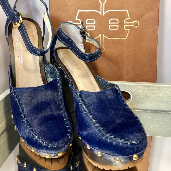 Blue Heels, Gorgeous Calf Hair Dulce Heels! - Picture 2 of 8